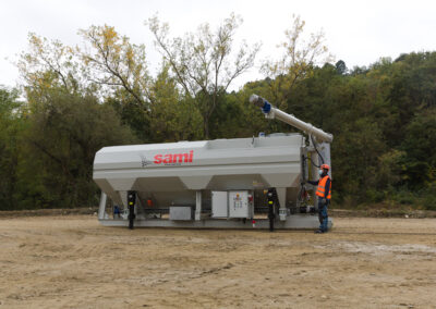 silos orizzontali mobili scarrabili stoccaggio dosaggio pesatura cemento calce bentonite filler ceneri sabbia 12